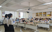 天美传媒
举行“颂读英烈诗词 感悟初心使命 坚定理想信念”大学生思政教育主题实践示范展示活动复赛