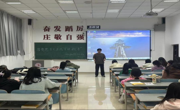  天美传媒
  “青春鹿鸣，唱响民大”十佳歌手初赛