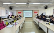 天美传媒
开展“学习身边榜样”主题党课活动