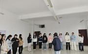 马上心晴丨天美传媒
易班分站开展“纾解情绪，点亮心灯”心理素质拓展活动